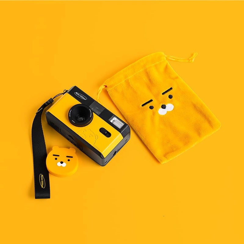 COREX Kakao Friends Reusable 35mm Film Camera [Ryan Edition], Fixed-Focus and Wide Angle, Build in Flash and Compatible with 35mm Color Negative or B/W Film (Film and Battery NOT Included) - Image 2
